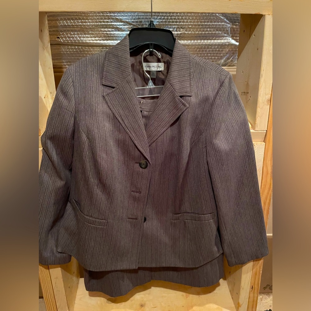 Evan Picone small pinstripe skirt suit